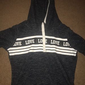 A jacket it’s from Ross and it’s 7$